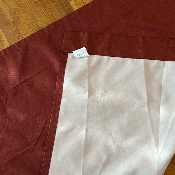 NWOT Set of 2 Ellery Homestyles Curtain Panels Burgundy Rod Pocket 41 x 84 New - Picture 13 of 14